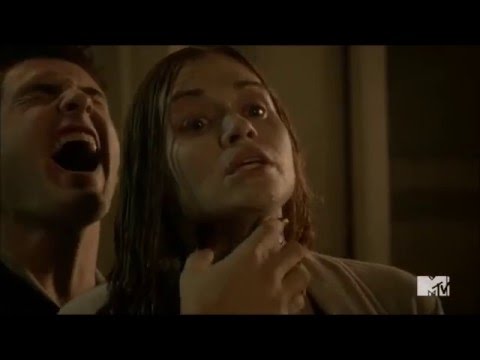 Teen Wolf - 5x16 - Opening scene / Theo's pack vs Hellhound