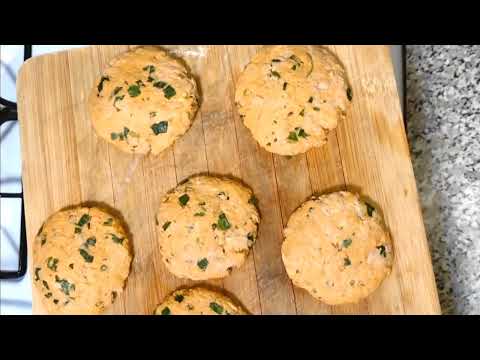 If you have tuna fish at home try this delicious snack #easy to make #tuna recipes