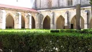 preview picture of video 'le cloître de Saint-Maximin-la-Sainte-Baume'