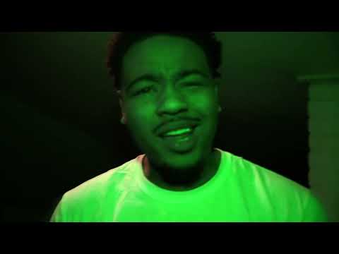 Russboy Trey - Stop Dissin (Studio Performance Video)