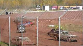 preview picture of video 'Proctor Speedway Enduro Race, 2011 Season Finale'