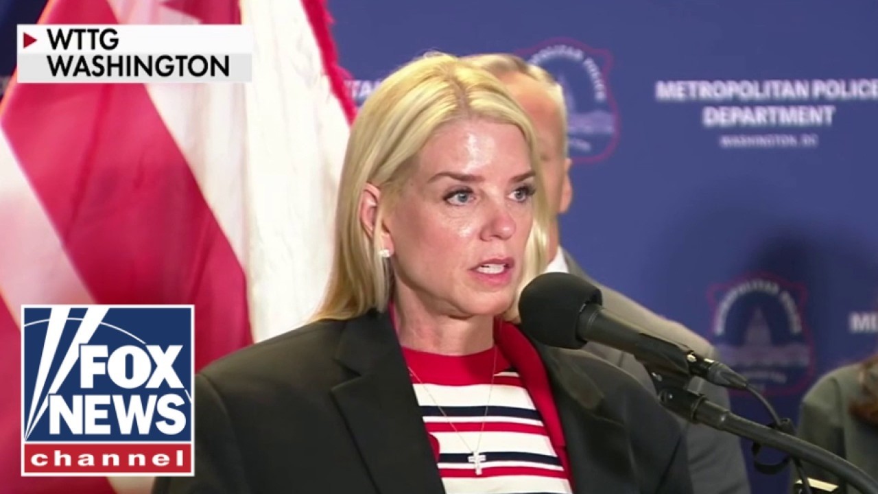 Pam Bondi vows prosecution 'to the fullest extent of the law' for killing of Israeli diplomats