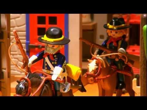 PLAYMOBIL USA - International Toy Fair 2013 - Behind The Scenes