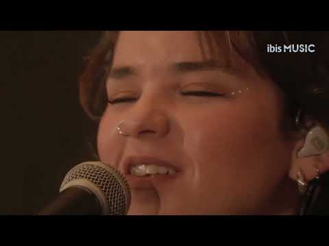 ibis MUSIC x Soy Emilia