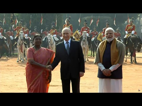 Video | India rolls out red carpet for Russia's Putin | AFP