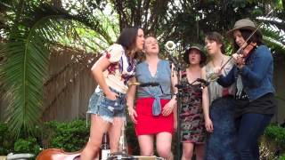 Della Mae - High, Away and Gone