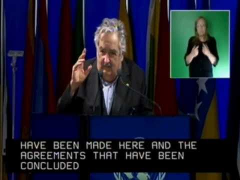 Mujica habló ante 139 países presentes en la cumbre Río+20
