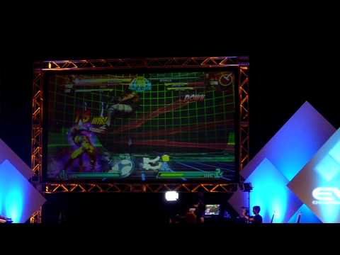 EVO 2011 PR Balrog vs Combofiend SO HYPE