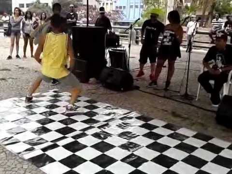 Zumbiido grande final 2012 - Dogah (GANG'Style) VS Lula (GANG'Stylel)