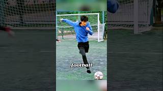 Его Удар Был Настолько Сильным, Что Мяч Лопнул! ⚽🔥 #shorts