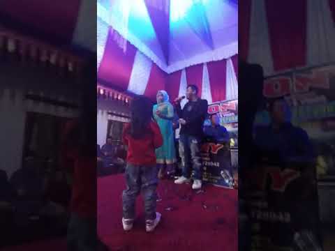 Arif Lida feat Intan Mulyani - Kasiah Sabateh Kawan