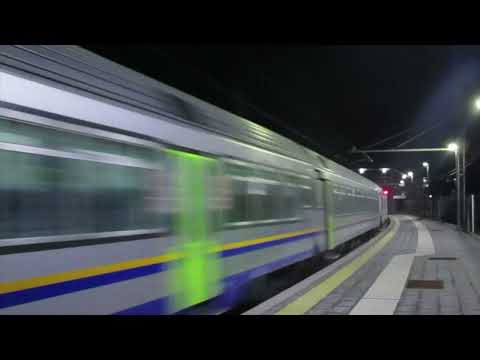 Treno Regionale Veloce in transito alla stazione di Mondovì !