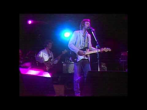 Tusen Bitar - Trailer