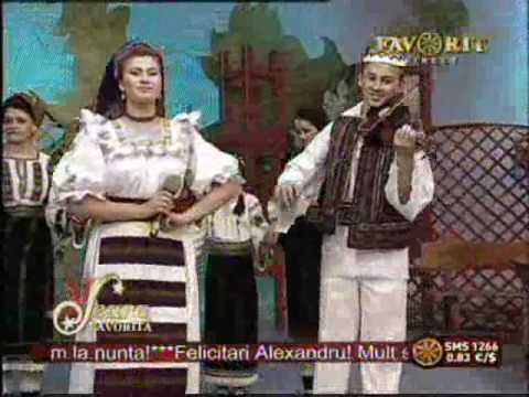 Oana Tomoiag la lansarea albumului lui Alexandru Bradatan - 30 Aprilie la televiziunea Favorit