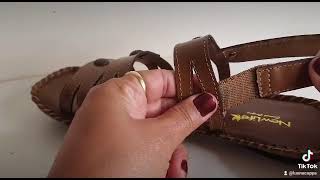 Vídeo de Sandalia Feminina em Couro Modelo Triocolor