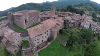 preview picture of video 'Spain, Santa Pau, Old fortress.'