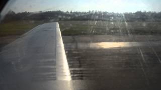 preview picture of video 'Very late Yak-40 takeoff from Vologda'