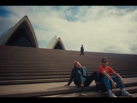 Club Camèl - I Remember (Official Music Video)