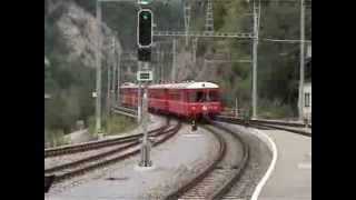 preview picture of video 'RhB im Bhf. Reichenau-Tamins'