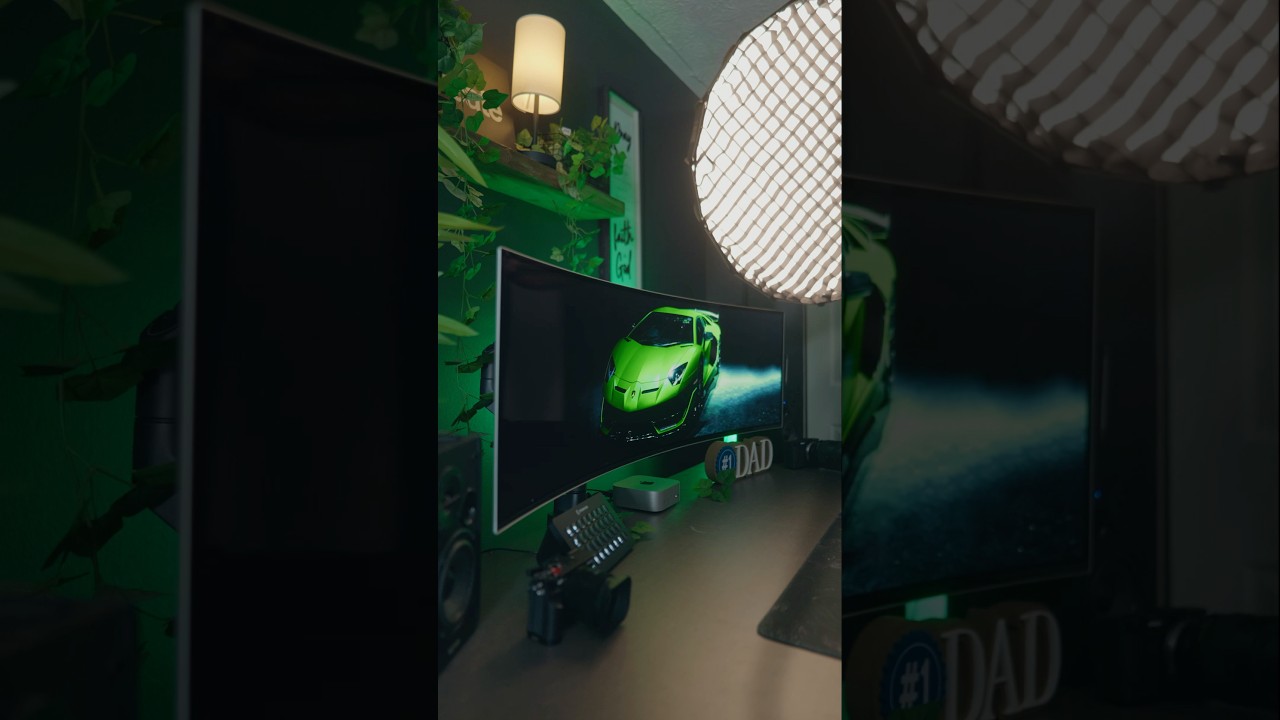 CRAZY M4 Mac Mini Desk setup!