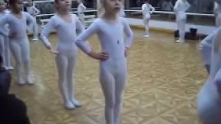 Виолетта в музыкальной школе