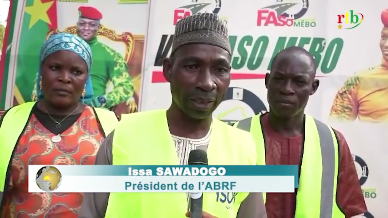 FASO MEBO : l'Assocition Buud Yinga des ressortissants du village de Fouti offre une tonne de ciment