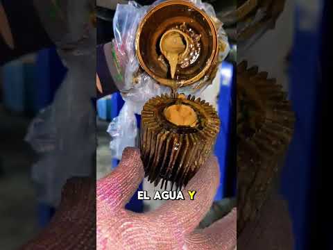 Aceite Mezclado con Agua en el Motor ⚠️ (Causas y Solución) #Shorts
