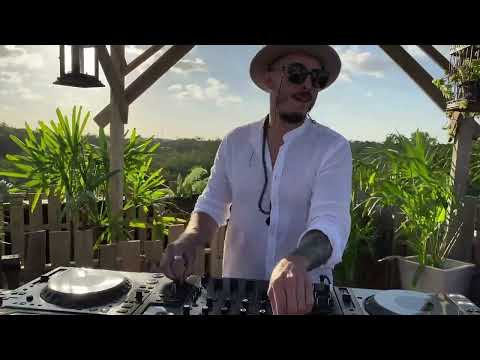 White Barba en Ephimera Tulum