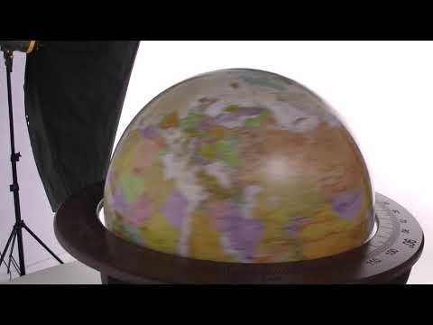 Видео Глобус политический в стиле Ретро d=64 см на напольной деревянной подставке