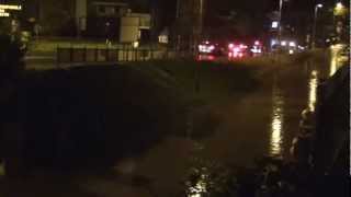 preview picture of video 'Alluvione Massa Carrara 11/11/2012'