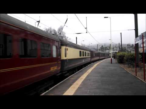 WCR 47826 + 47854 'Diamond Jubilee' Pass through Keighley - 12/04/13