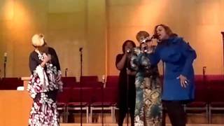 Dorinda Clark Cole The Clark Sisters &quot;Is My Living in Vain&quot;