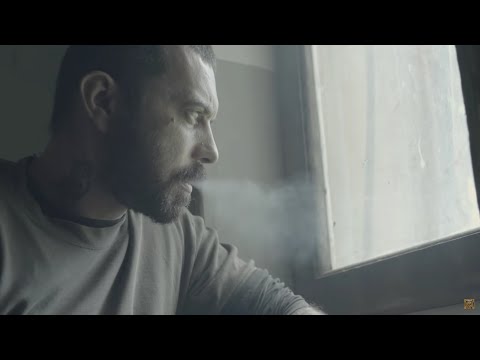 Video thumbnail for Μήνυμα στο Μπουκάλι (Minima Sto Mpoukali)