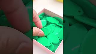 Needle Threaders 😍 Smart Appliance Gadget #shorts #gadgets #clothing