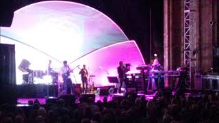 Yes Live: 3/10/73 - Tokyo - Steve Howe tunes up