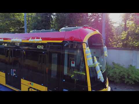Dwa pierwsze tramwaje dla Warszawy już w Polsce!