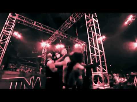 Amazing Red is coming to SCL! April 27th