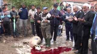 preview picture of video 'Postavuvanje na Kamen temelnik na Trizla Dzamija vo Prilep/ Makedonija ( 5 ) Full'