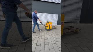Jungheinrich EJE 116 Batterie aus 2020 pallet truck | Image 4 - Machineryline