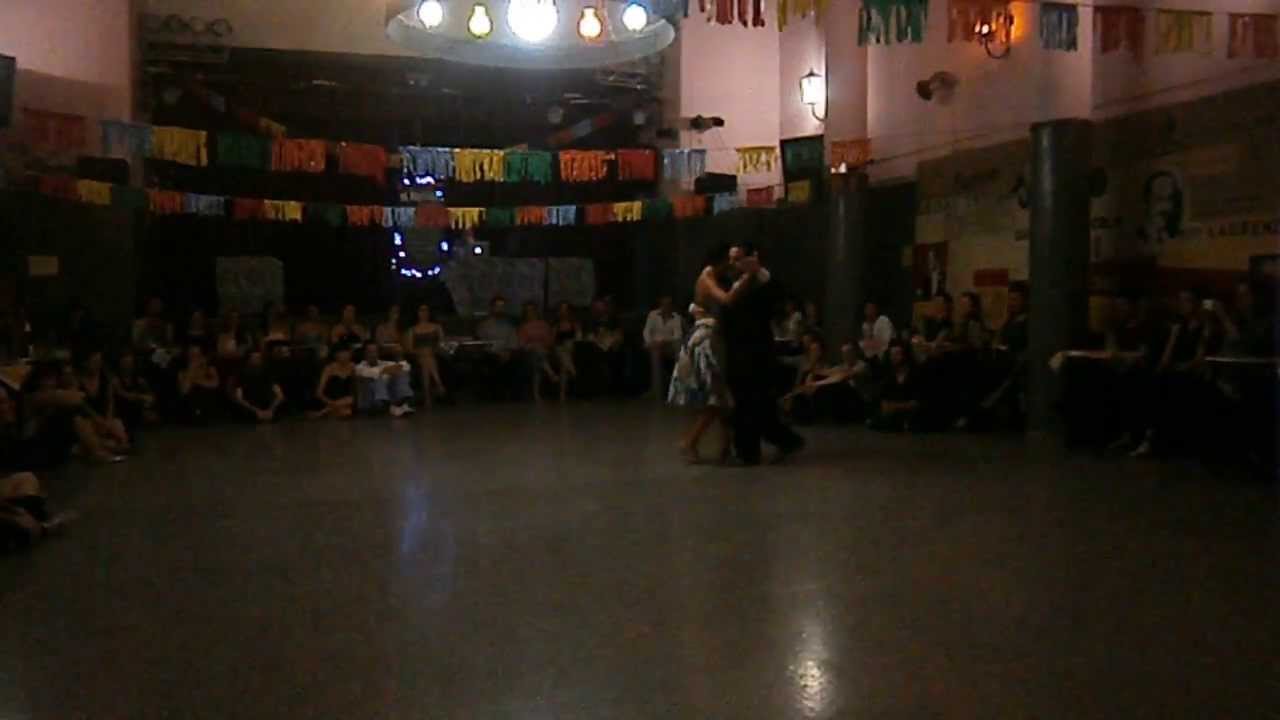 Video thumbnail for Mariana Dragone y Fernando Galera en El Motivo, 3/3/2014