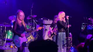 The Go-Go's - Fading Fast : The Roxy Theater