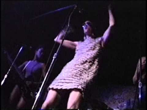 Dean and The Weenies - "Fierce Ruling Diva"