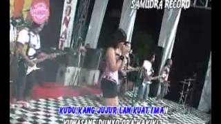 Download lagu Syi'ir Tanpo Waton SINDIRAN - Yulia Rahman mp3 Download lagu Syi'ir Tanpo Waton SINDIRAN - Yulia Rahman mp3