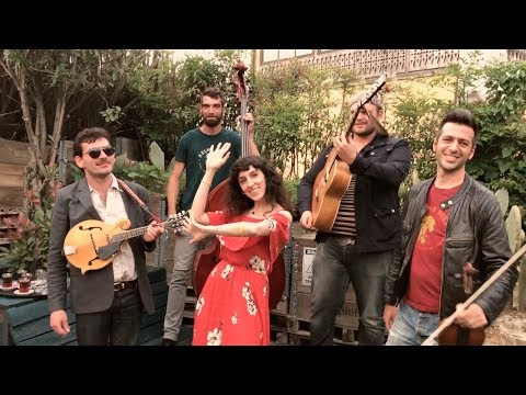 Damla Pehlevan & Aälma Dili - Mashup: Muhabbet Bağı / Mon Amour