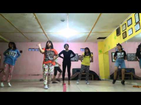 150214 E-Pink - Mr. Chu + LUV Practice