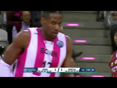 Tough Call 3: Telekom Baskets Bonn v Umana Reyer Venezia - Charge foul
