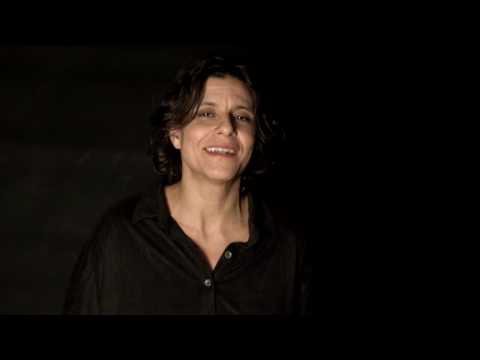 Holding Hands, by Carlos Drummond de Andrade, with Georgette Fadel