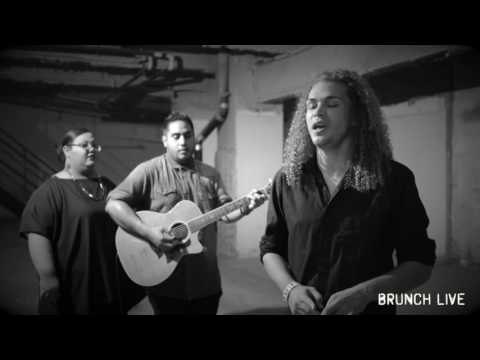 Brunch Sessions:  DeAndre covers Duffy's "Syrup and Honey" and Beyonce's "1+1"