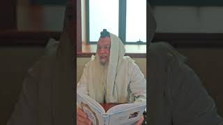 שער הביטחון המבואר מאת הרב יגאל כהן | 161 (הרב יגאל כהן) - התמונה מוצגת ישירות מתוך אתר האינטרנט יוטיוב. זכויות היוצרים בתמונה שייכות ליוצרה. קישור קרדיט למקור התוכן נמצא בתוך דף הסרטון