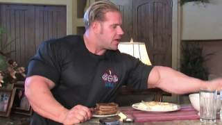 4- Time MrOlympia Jay Cutler  cooking his breakfas